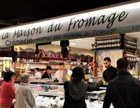 Les Halles di Avignone, più di 250 varietà di formaggi