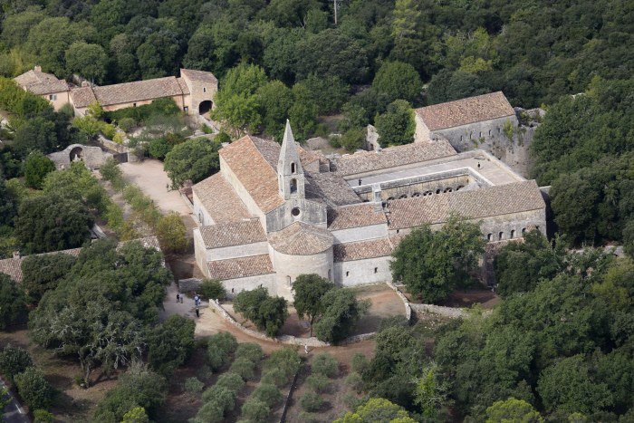 Abbaye du Thoronet, vista aerea © 4vents Centre des monuments nationaux