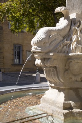 Aix-en-Provence, Place des 4 Dauphins, la fontana © Sophie Spiteri
