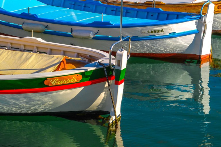 Cassis, barche dei pescatori ormeggiate nel porto