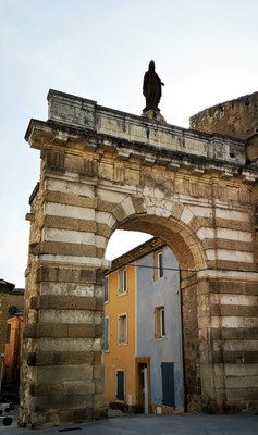 Cavaillon, la porta di Avignone
