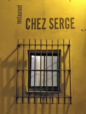 Chez Serge a Carpentras - In arrivo da una stradina laterale