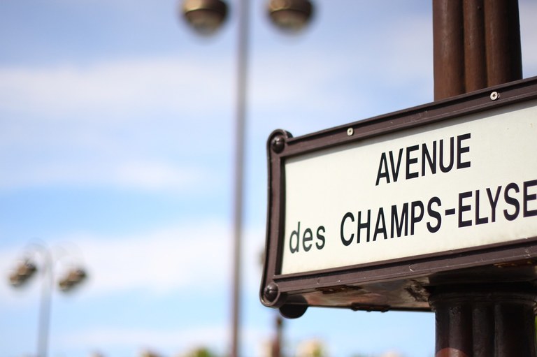 Gli Champs Elysées parigini