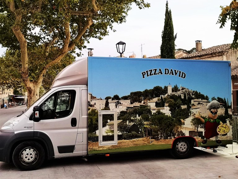 Il nuovo camion pizza di Pizza David.jpg