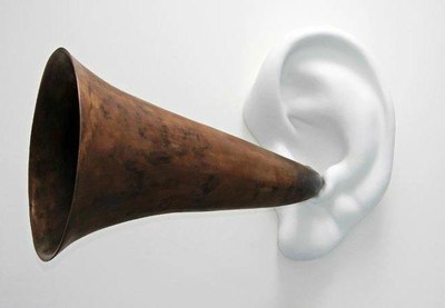 John Baldessari, Beethoven’s Trumpet (with Ear) Opus# 127, 2007 © John Baldessari – Courtesy Marian Goodman