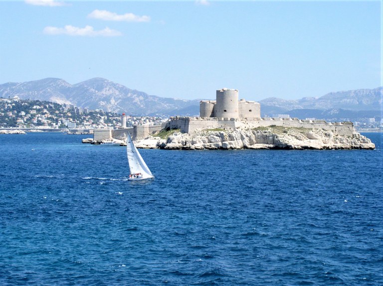 L'isola d'If e l'omonimo castello © OTC Marseille