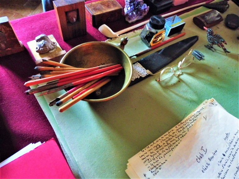 Manosque, Lou Paraïs, tavolo da lavoro e oggetti personali di Jean Giono