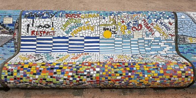 Marsiglia, Corniche Kennedy, la panchina mosaicata