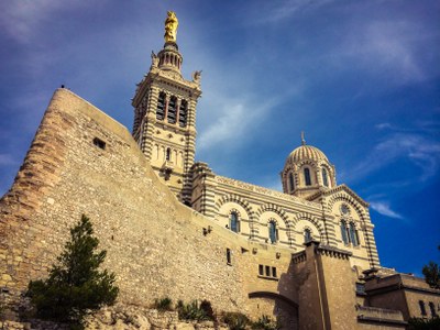 Marsiglia, la mole di Notre Dame de la Garde - Foto © N. Aldrovandi OTC Marseille