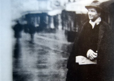 Amedeo Modigliani a Montparnasse.jpg