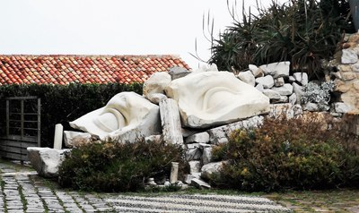 Antibes, Museo Picasso, scultura sulla terrazza