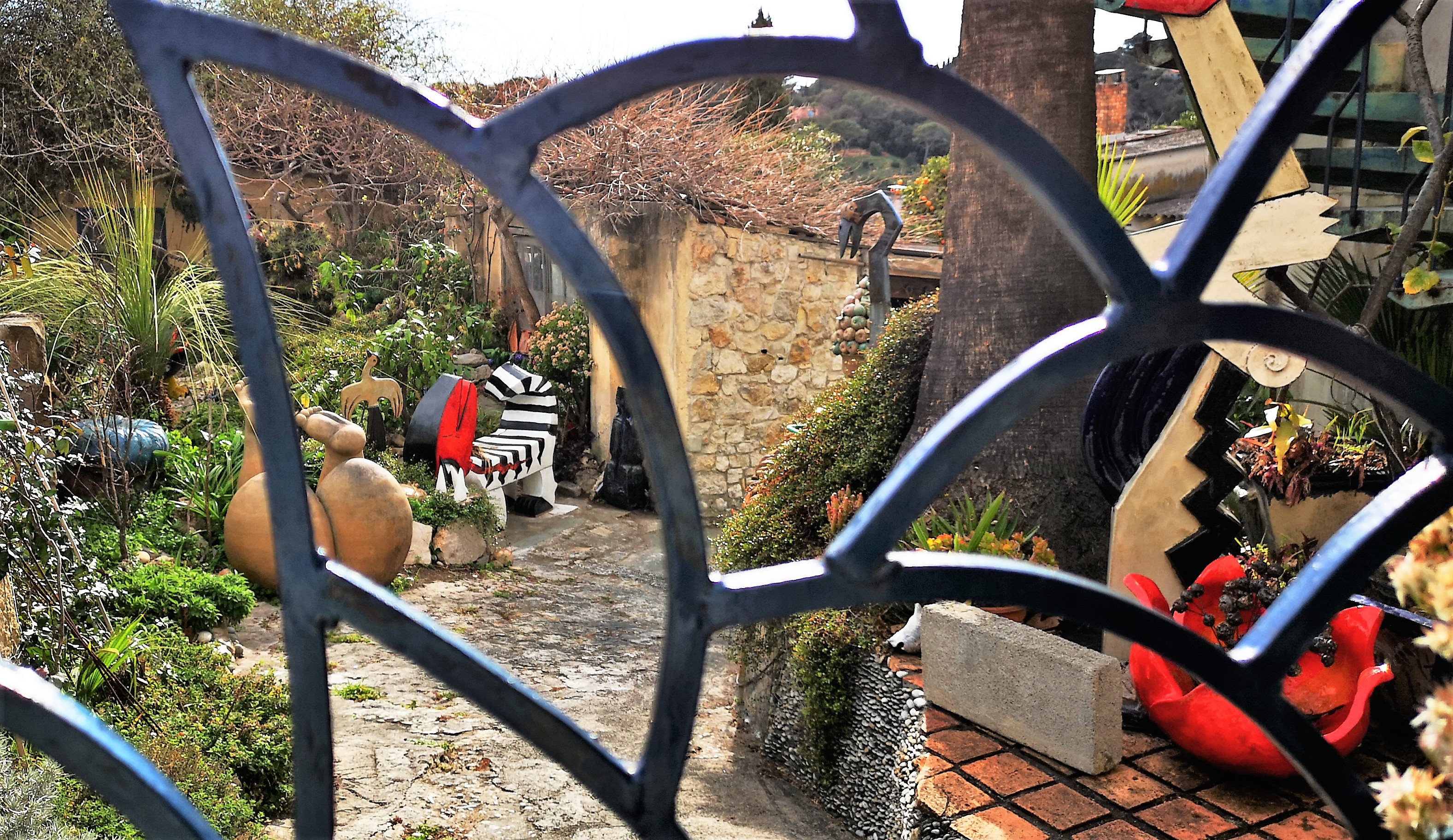 Biot Village, arte nascosta in un giardino segreto