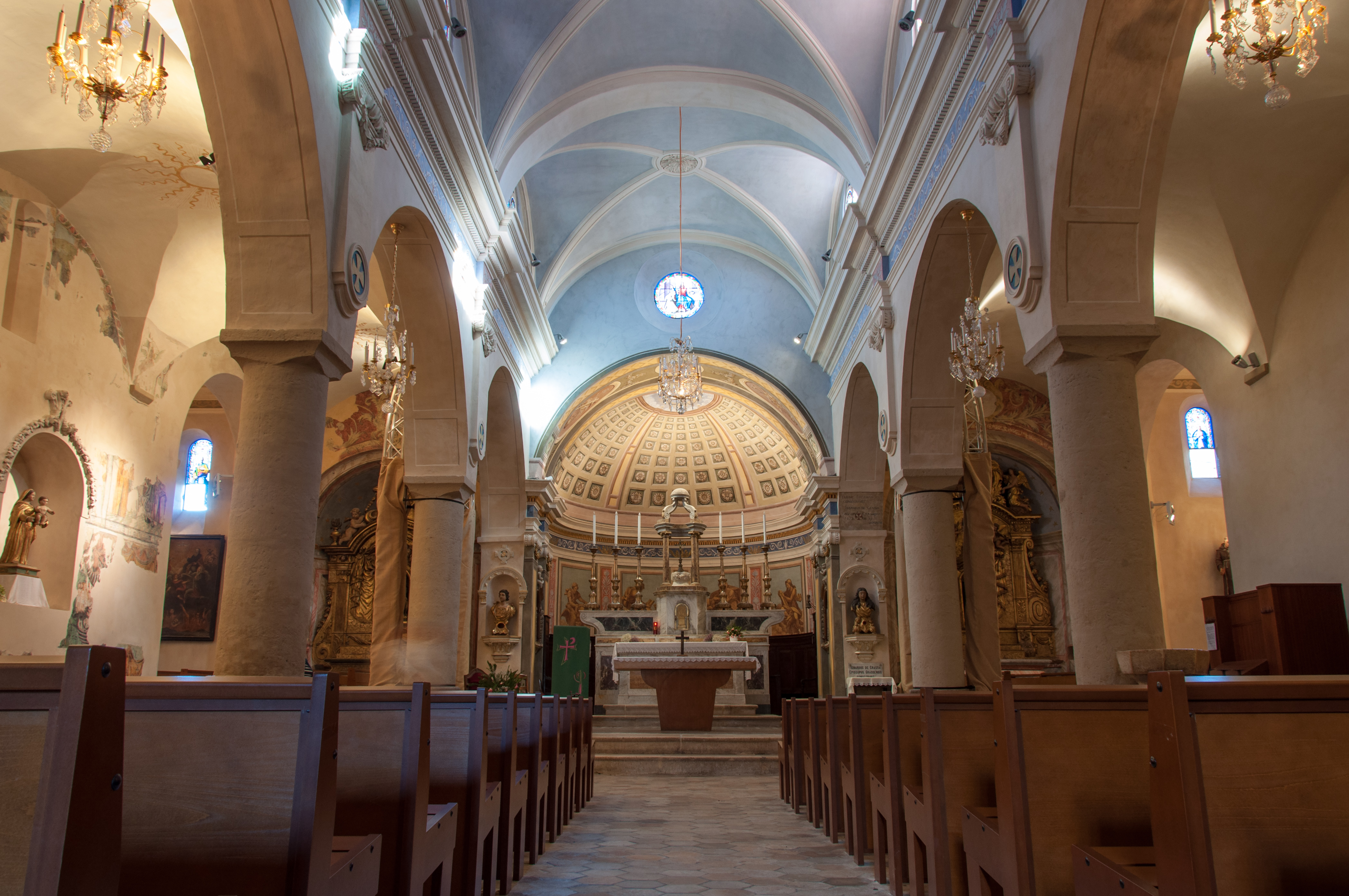 Biot Village, chiesa di Santa Maria Maddalena © Biot Tourisme