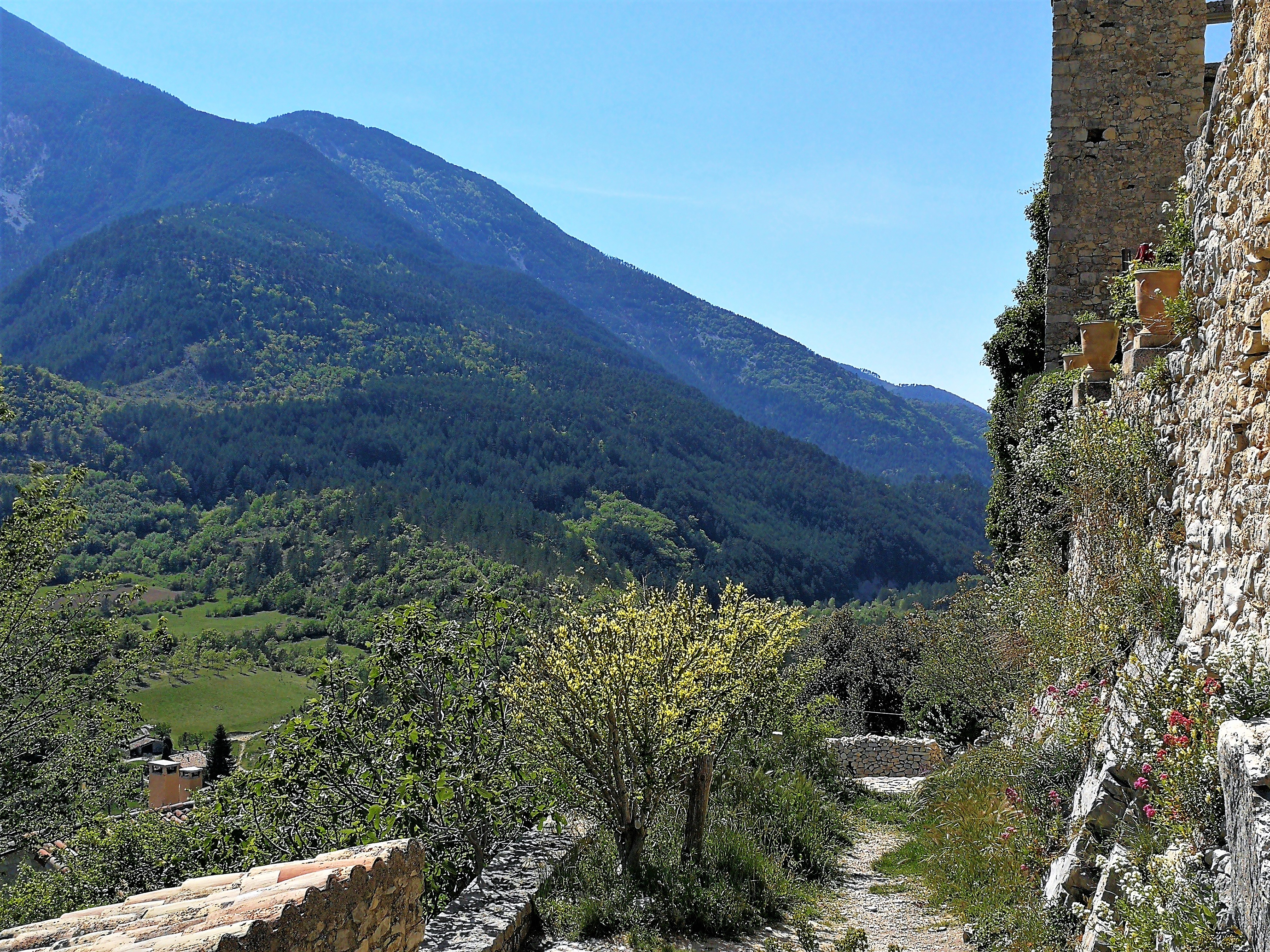 Brantes, scorcio della valle del Toulourenc