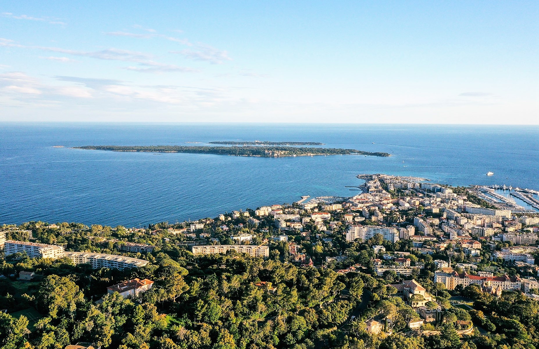 Cannes vista dal sito dell'Osservatorio
