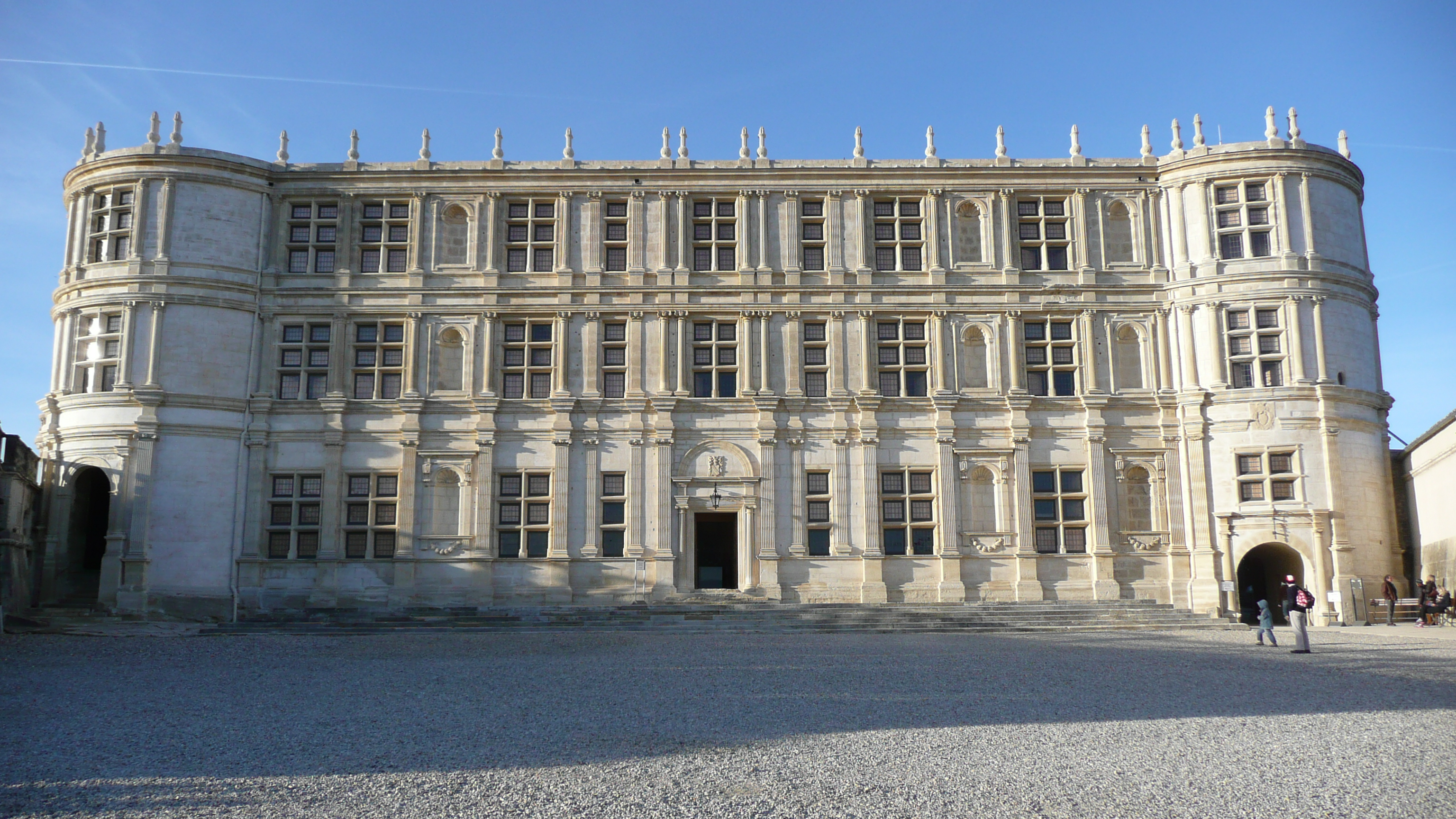 Château de Grignan, esterno
