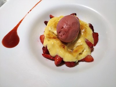 Chez Serge - Le fragole di Carpentras per il dessert