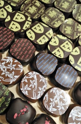 Chocolaterie Castelain, una selezione di palets et ganaches, inclusi i palets des papes