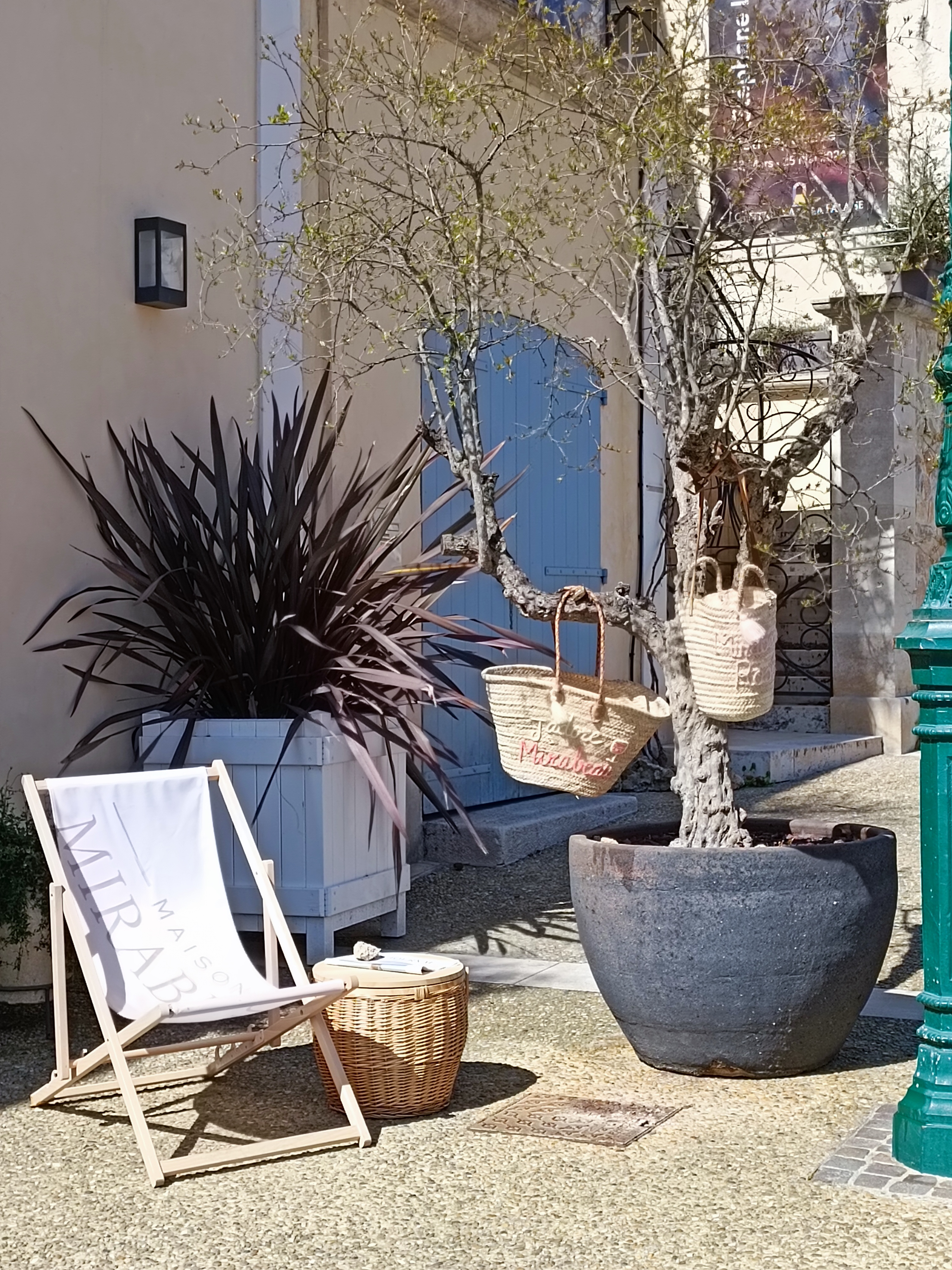 Cotignac, particolare di Cours Gambetta