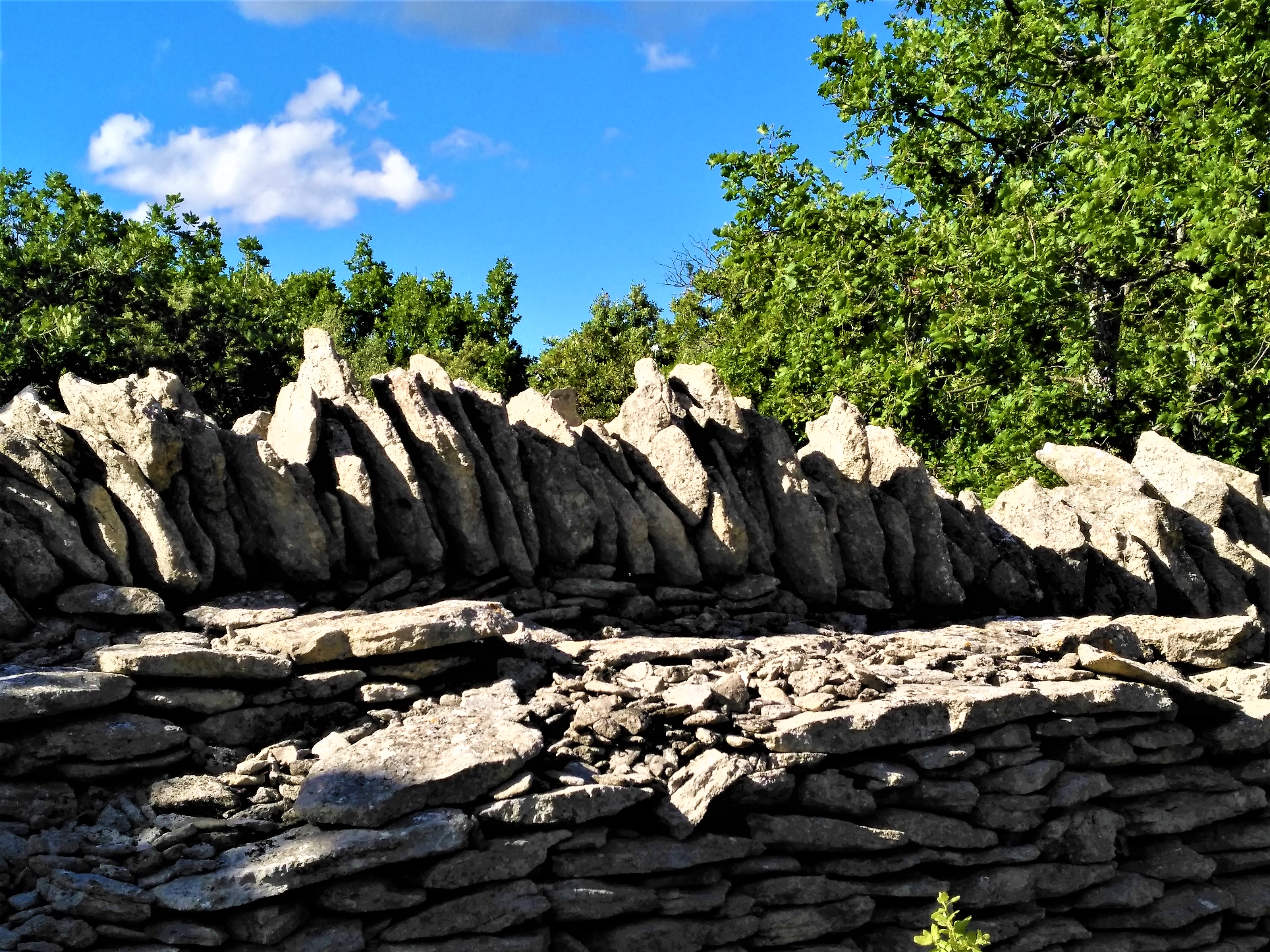 Enclos des Bories, Bonnieux - Il muro di cinta
