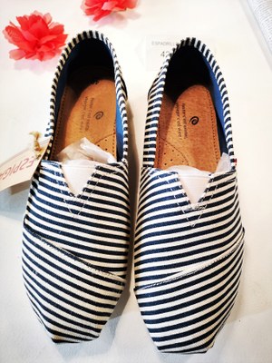 Espadrilles marsigliesi di Espigas, la classica riga 'marinara'