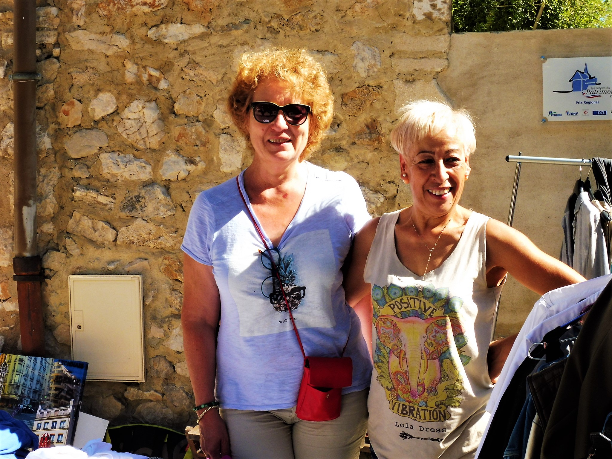 Eygalières, Marie France Gautier e Sonia Giraud hanno svuotato le loro soffitte