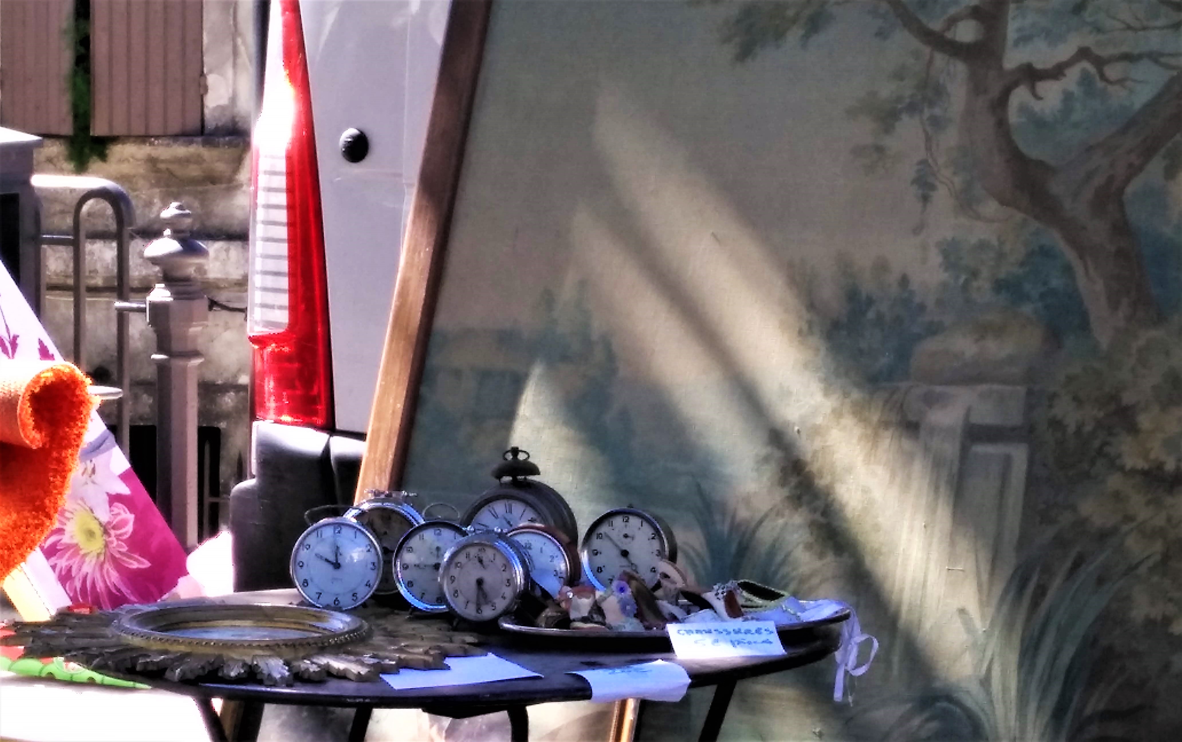 Eygalières, vide-grenier 05