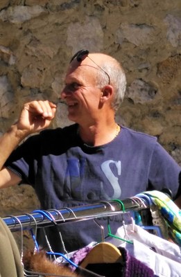 Eygalières, vide-grenier 07