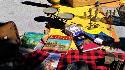 Eygalières, vide-grenier 16