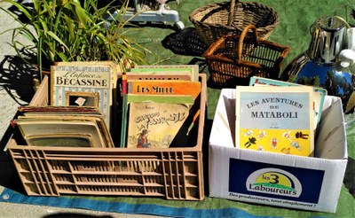 Eygalières, vide-grenier 17