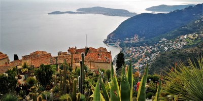 Èze, panorama dal giardino esotico