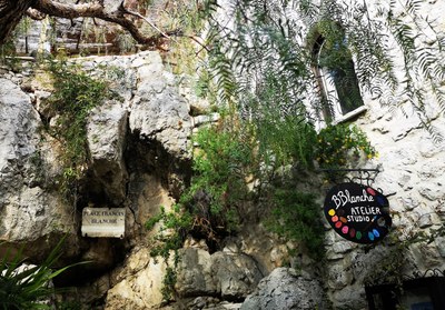 Èze, Place Francis Blanche, particolare