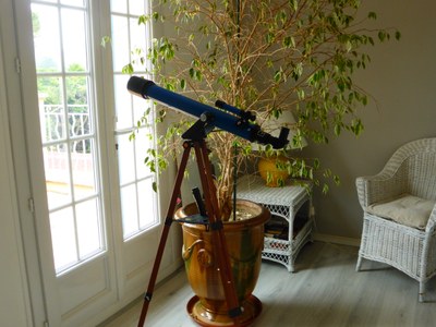 Hotel Canto Cigalo - Il telescopio puntato sulle Alpilles