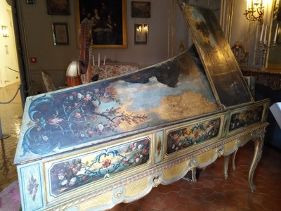 Hôtel de Caumont - Il clavicembalo nella sala da musica