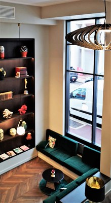 Hôtel La Villa Port d'Antibes & Spa, come un cabinet de curiosités