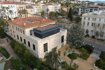 Hyères, La Banque, Musée des Cultures et du Paysage, l'edificio