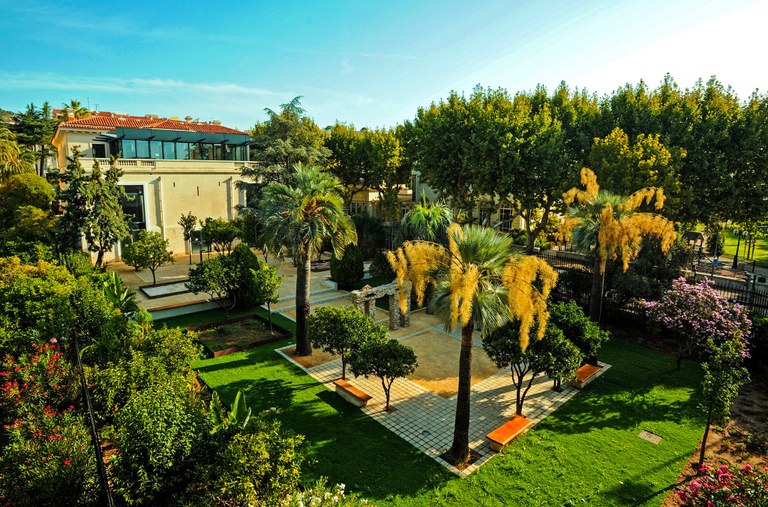 Hyères, La Banque, Musée des Cultures et du Paysage