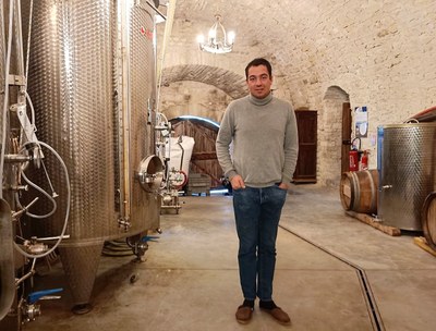 Jean-Baptiste Vayson de Pradenne nella distilleria