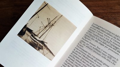 La goletta con cui Georges Simenon navigò il Mediterraneo