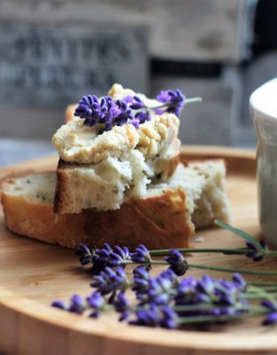La lavanda in cucina - Pane alla lavanda