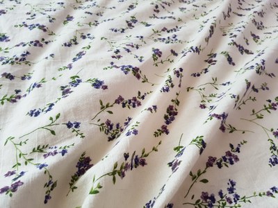 La lavanda in versione stampa floreale