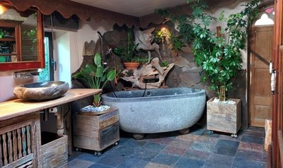 La malle des Indes, bagno all'indiana