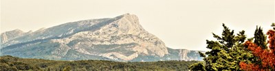 La montagne Sainte-Victoire, inizio autunnoo