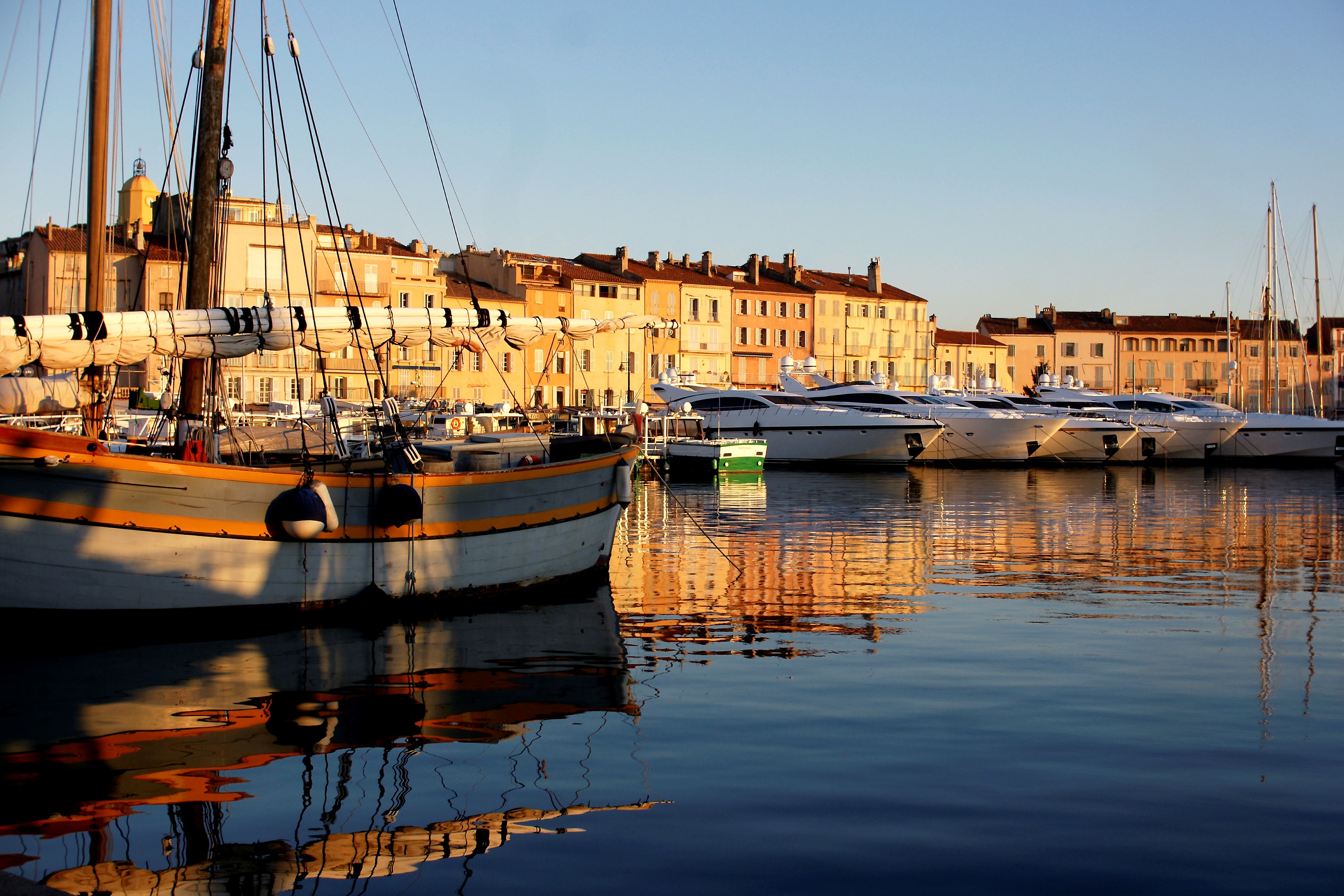 Le barche ormeggiate a Saint-Tropez © JL Chaix