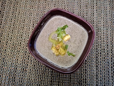 Le Goût du Jour di Avignone, crema di funghi en amuse-bouche