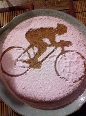 Li Poulidetto - Il dolce benvenuto di Pascal ai ciclisti