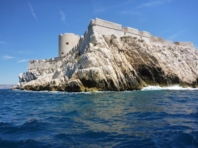 Lo Château d'If in tutta la sua imponenza