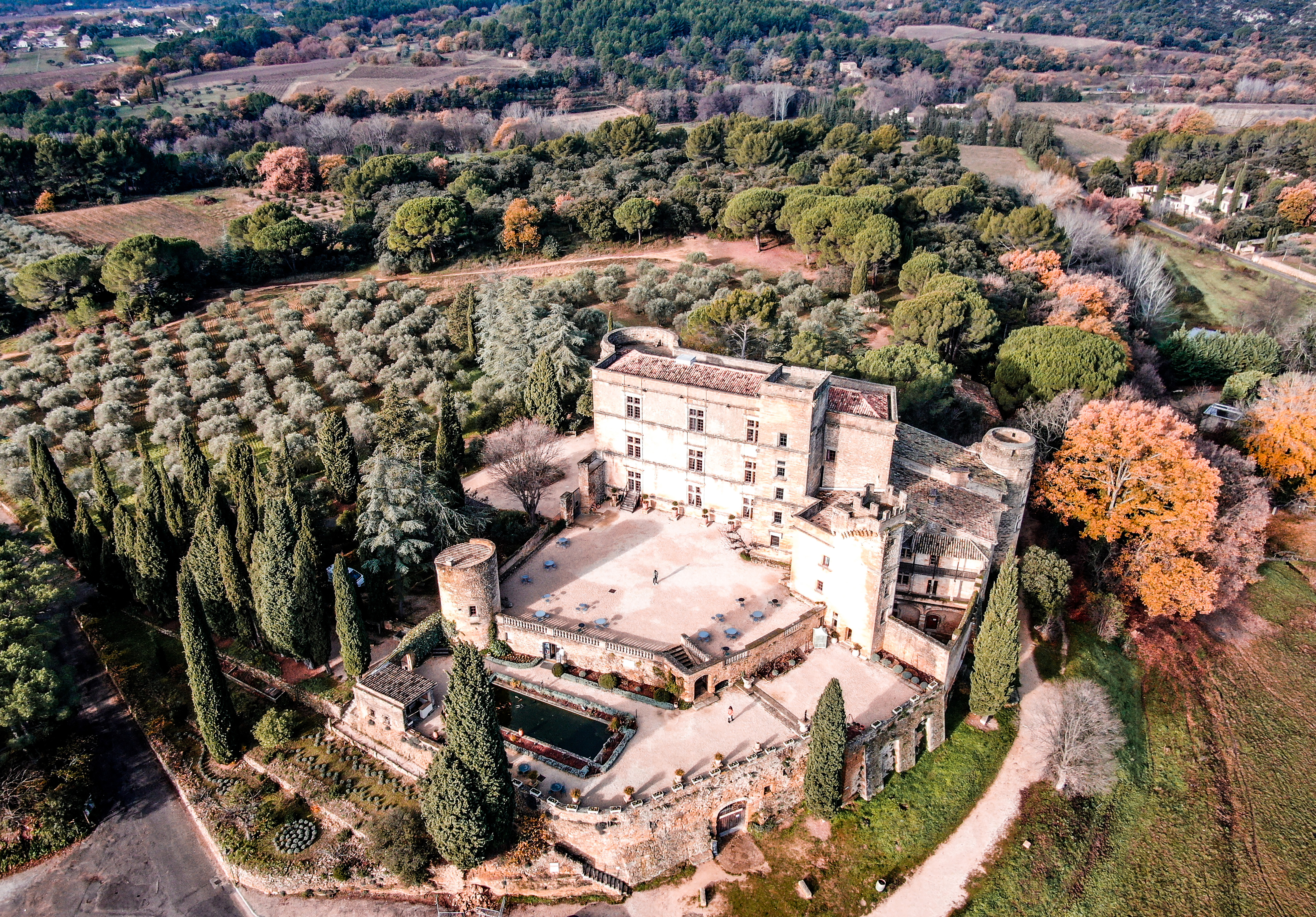 Lourmarin, il castello © OTLCDP © fmr_travelblog