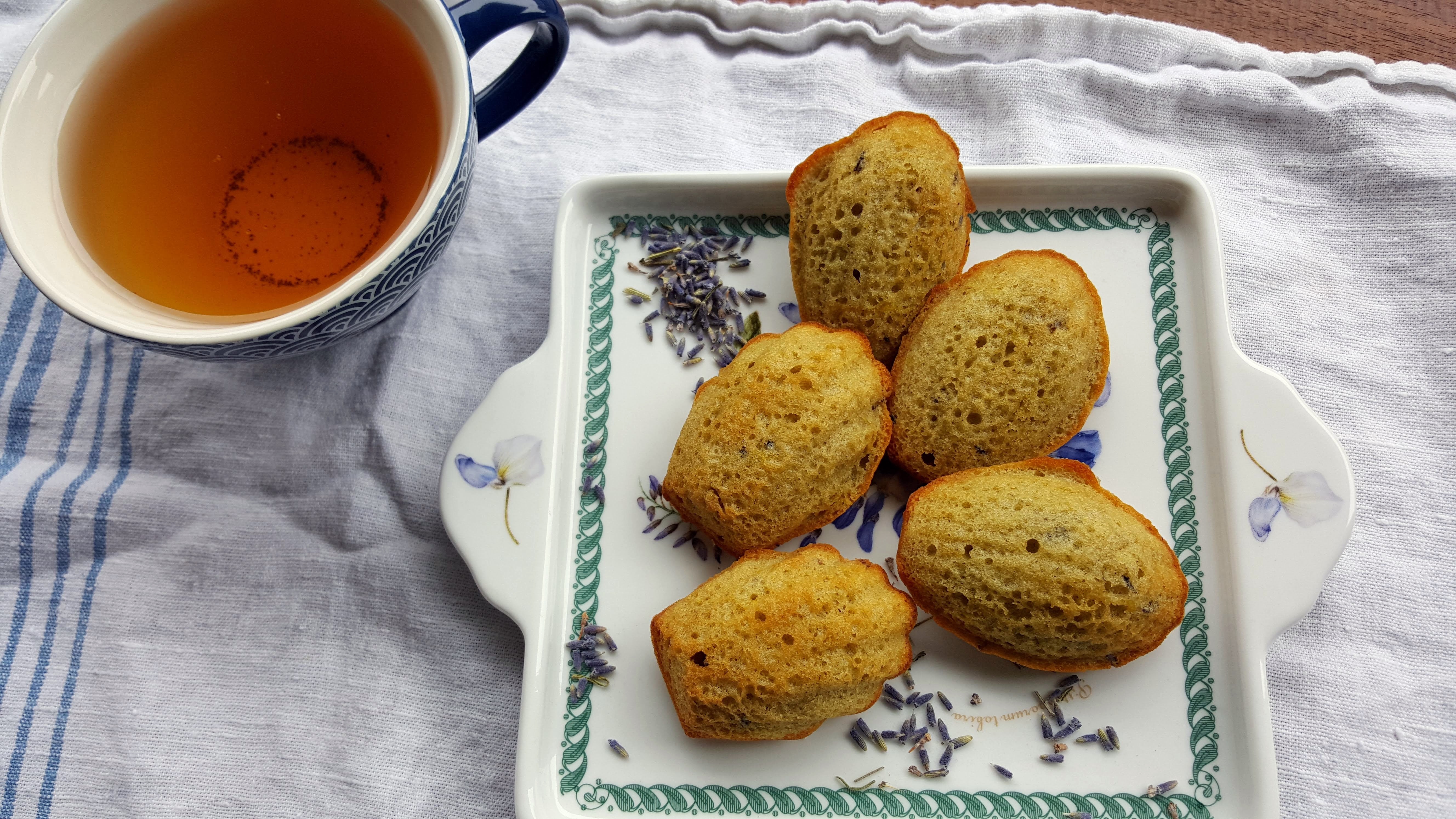 Madeleine alla lavanda, perfette per una tazza di tè