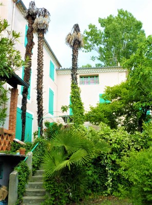 Manosque, Lou Paraïs, la vista dal giardino
